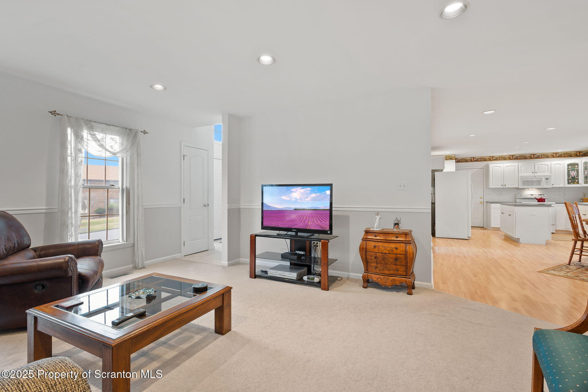 18 Oakwood Dr Drive