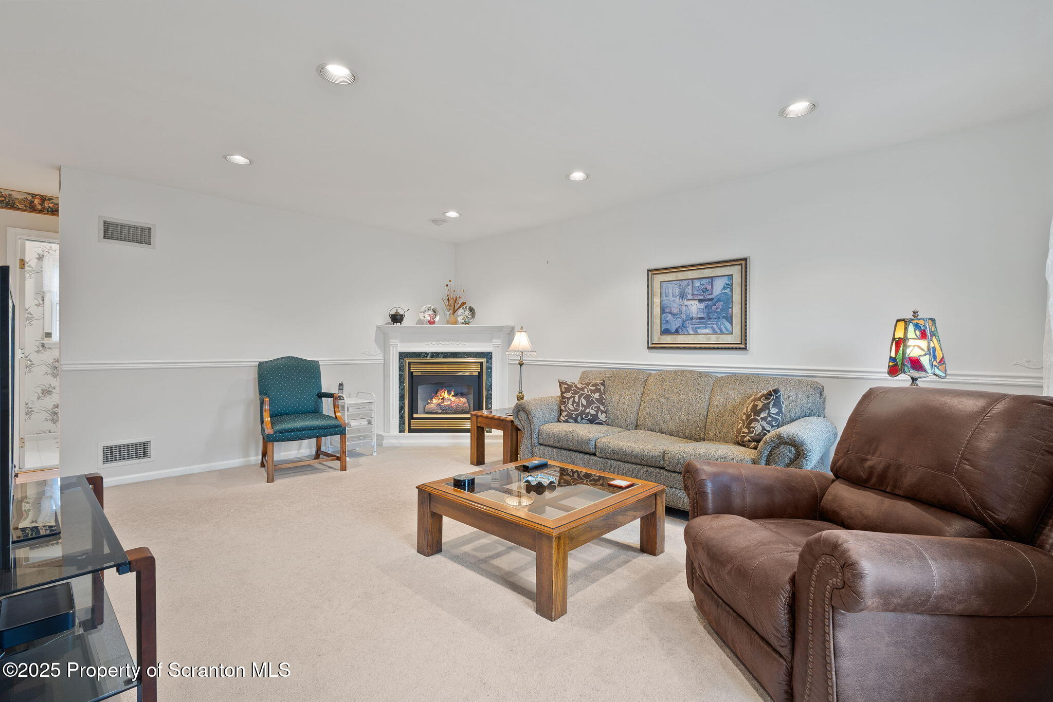18 Oakwood Dr Drive