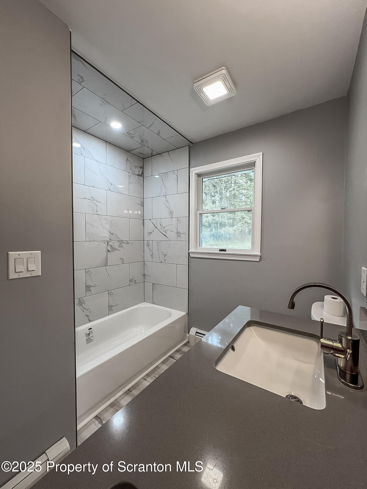 1446 Main Street Street