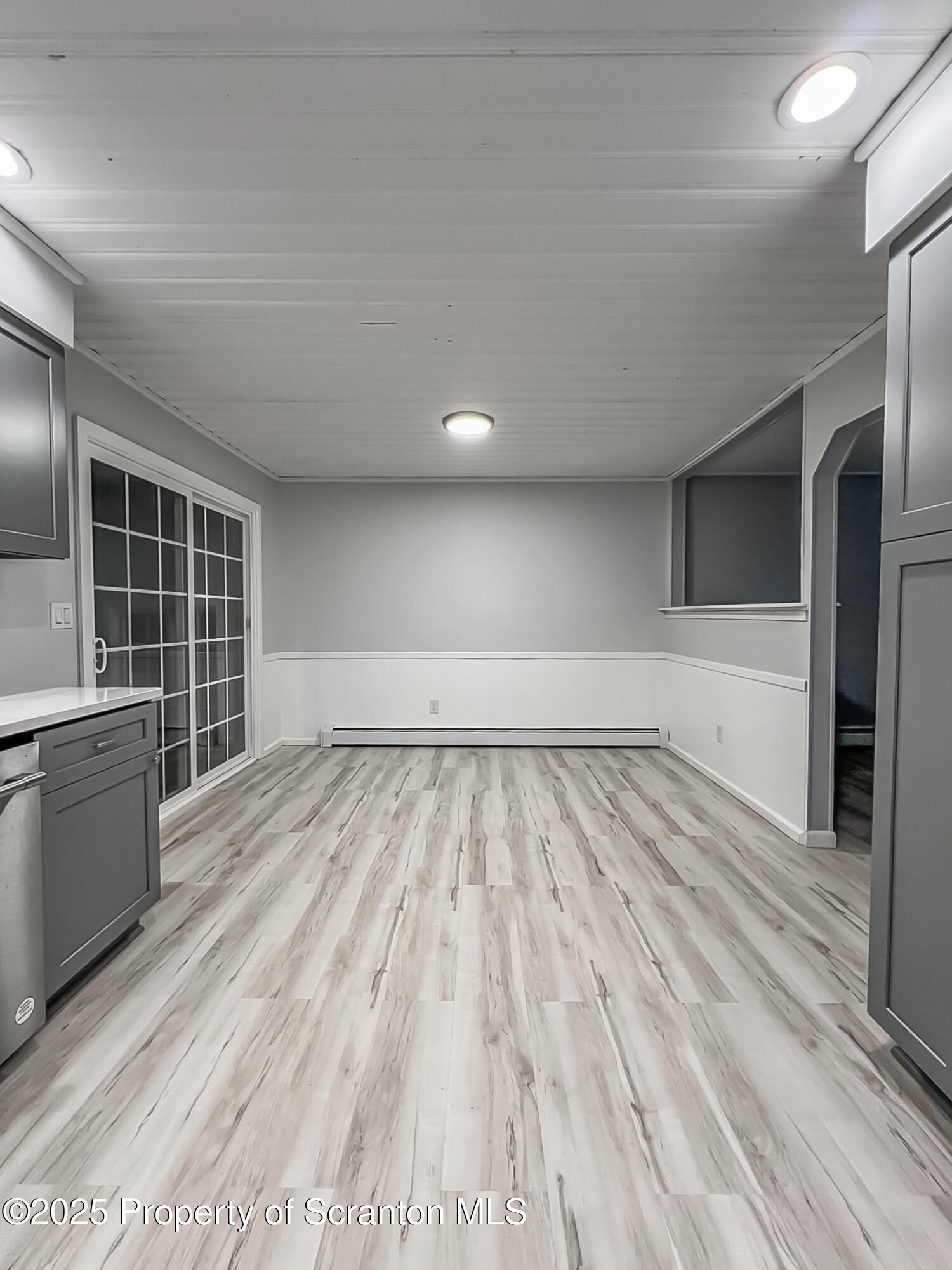 1446 Main Street Street