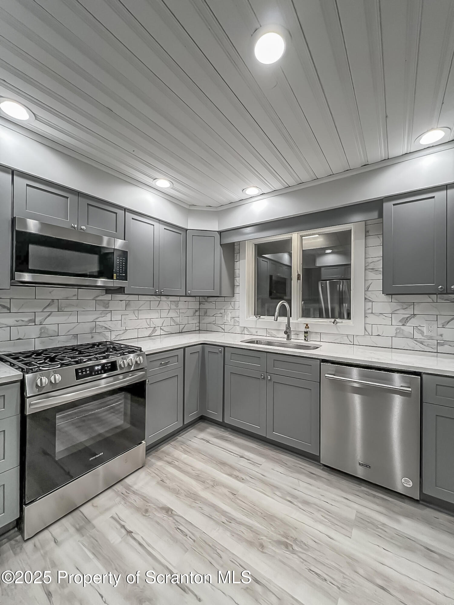 1446 Main Street Street