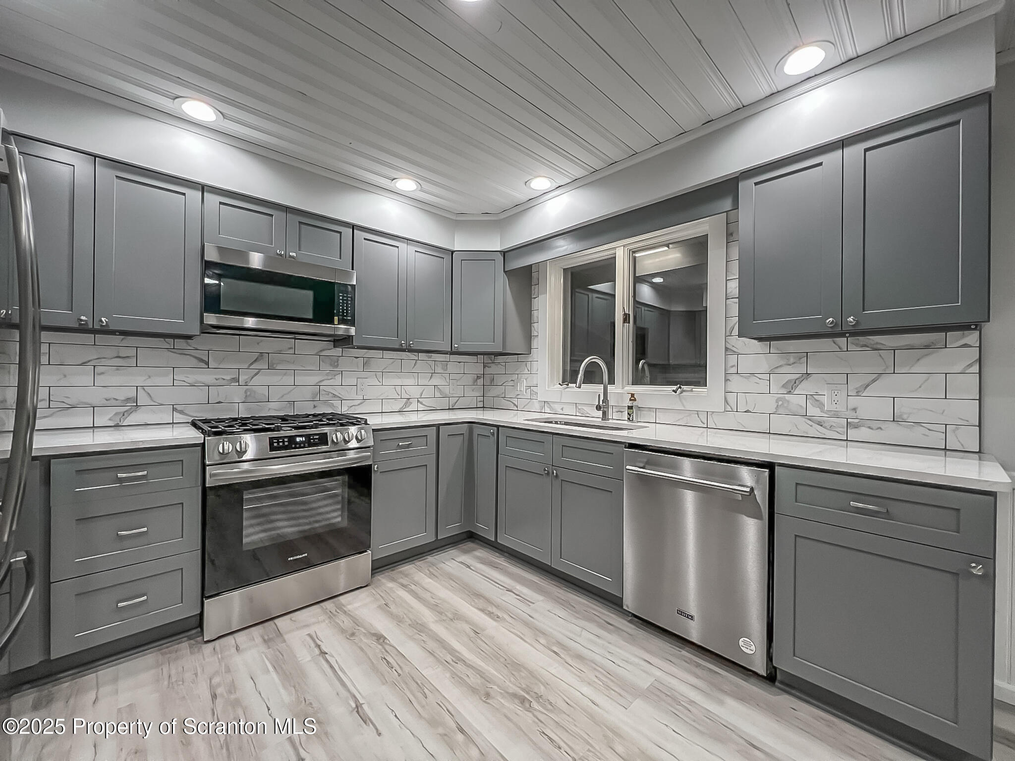 1446 Main Street Street