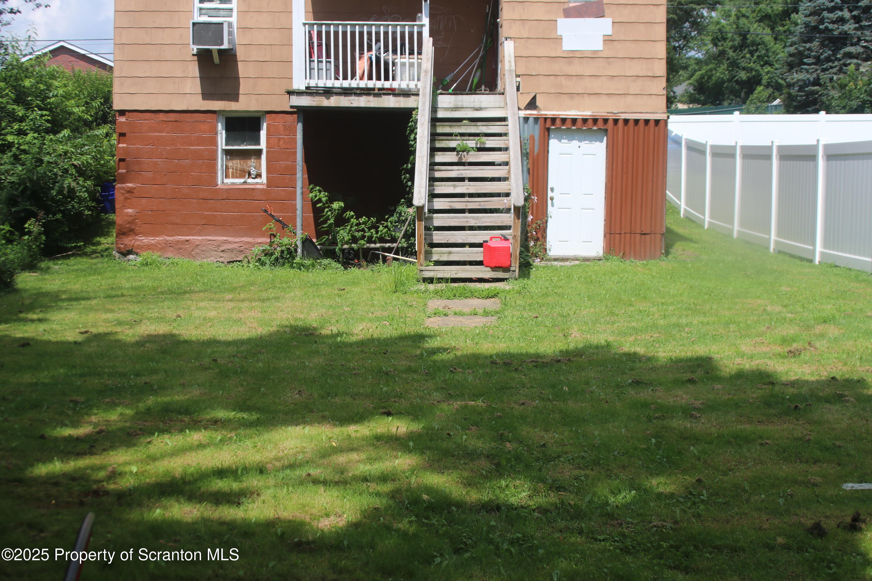 2326 Durkin Avenue Unit: L 4