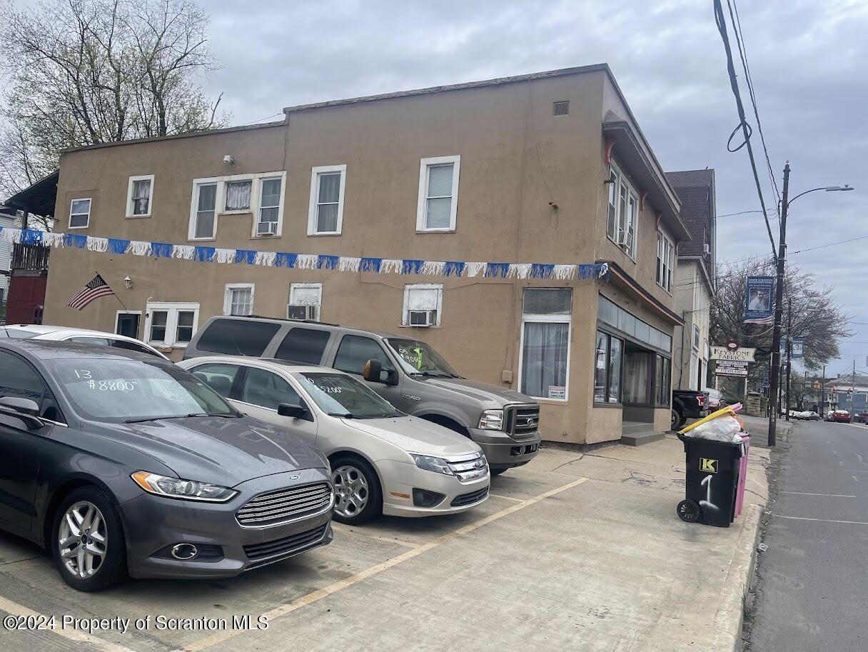 1509 N Main Avenue