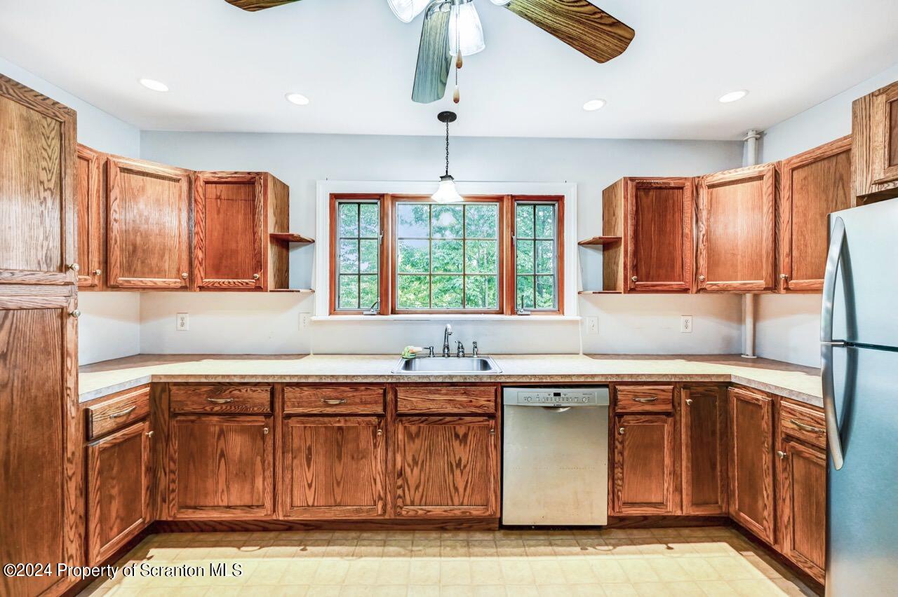 5580 BLOOMINGTON ROAD