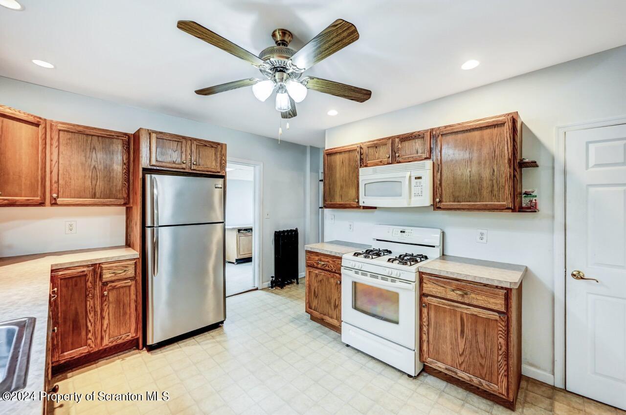 5580 BLOOMINGTON ROAD