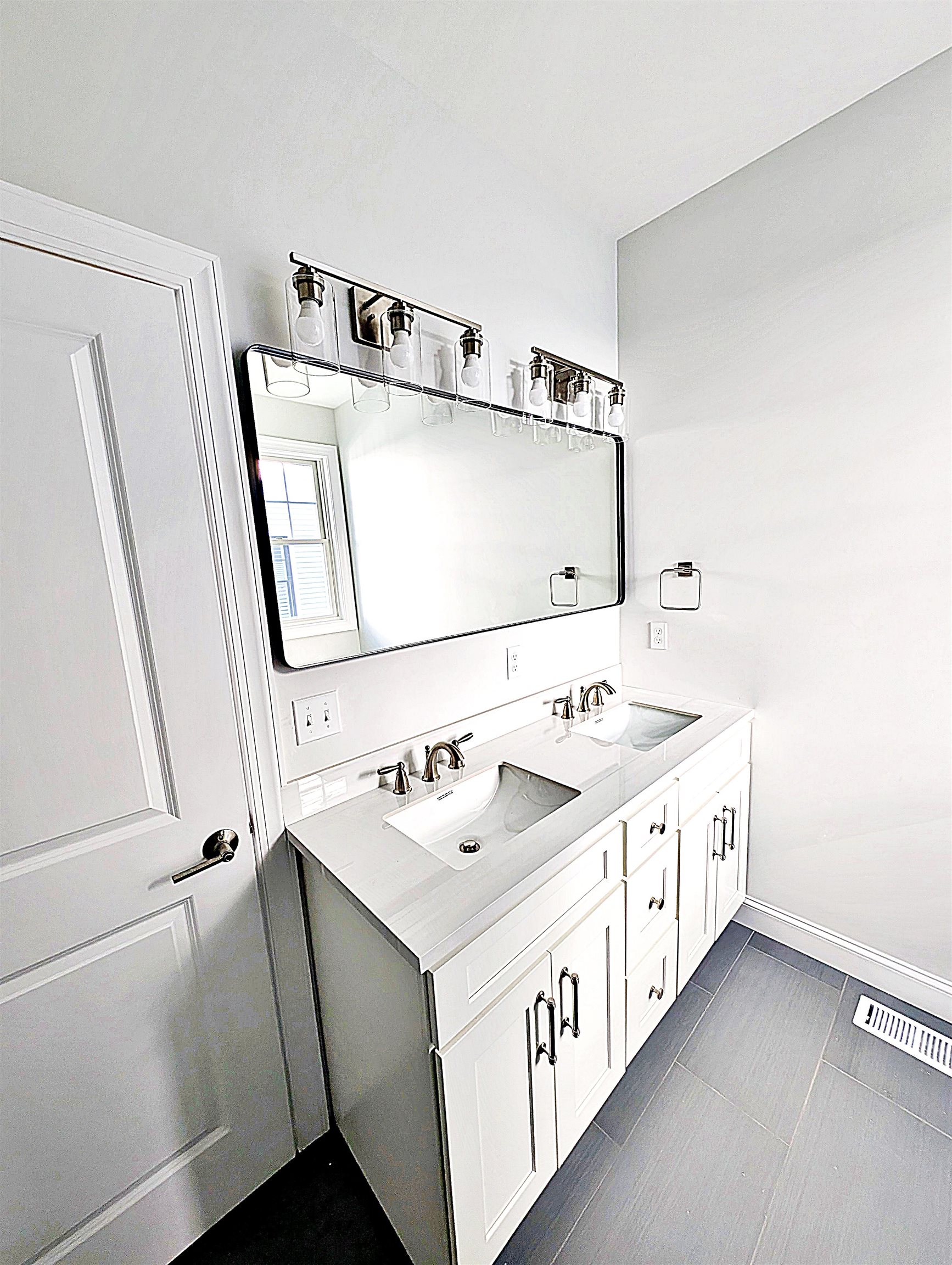 401 Pittsburgh Avenue