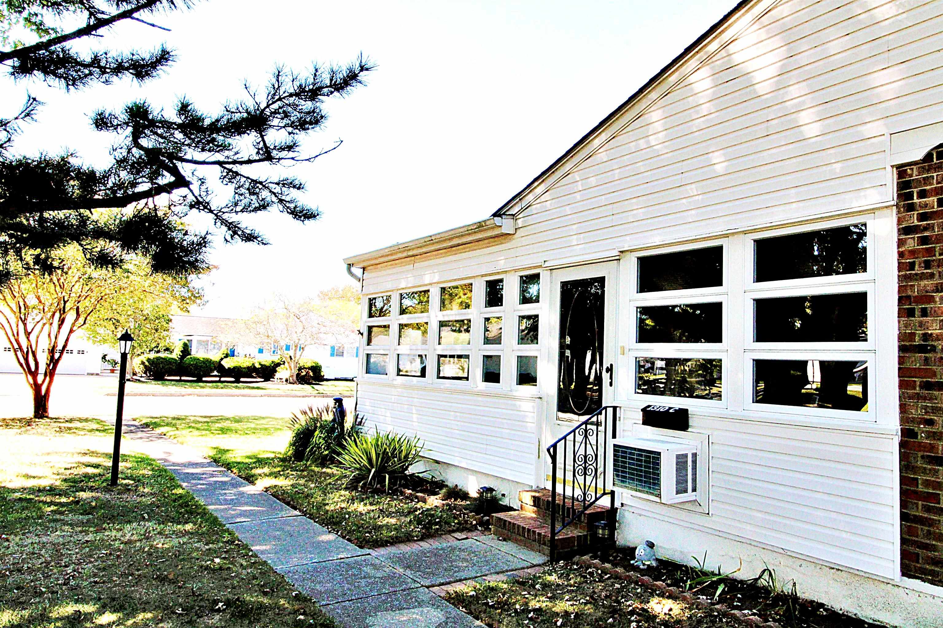 1310C Illinois Avenue