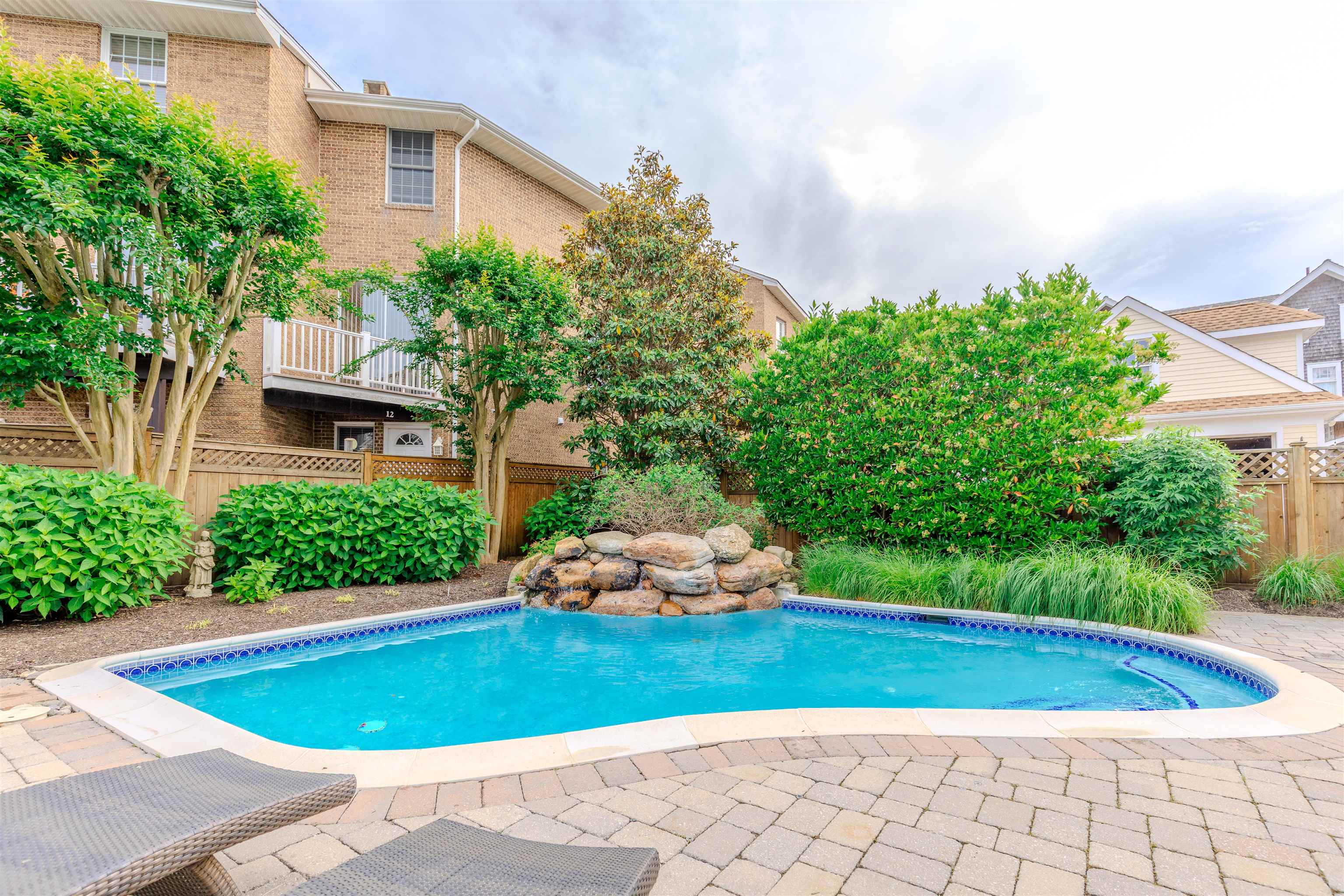 1208 New Jersey Avenue