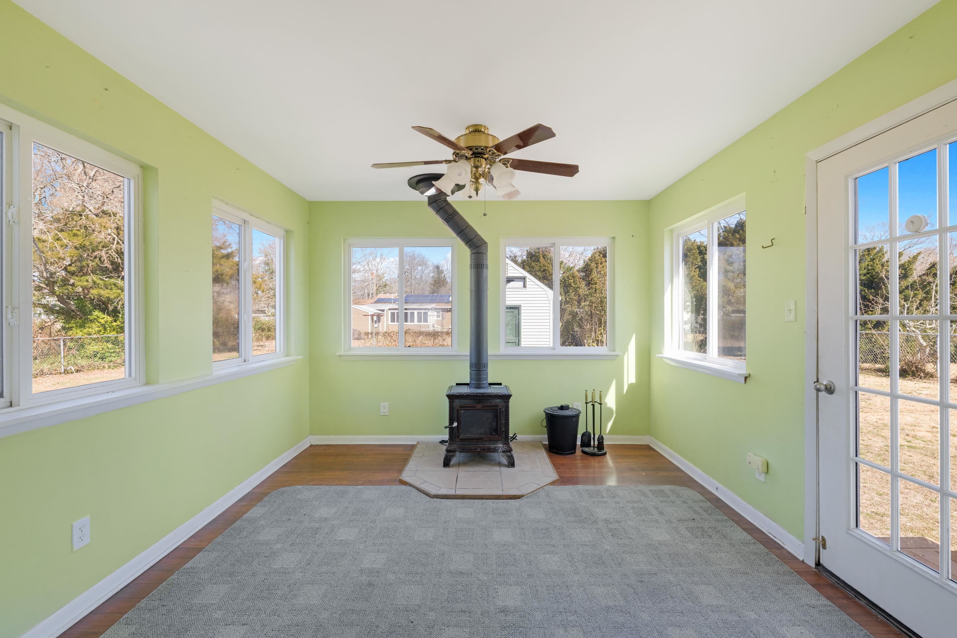 82 Beachhurst Drive