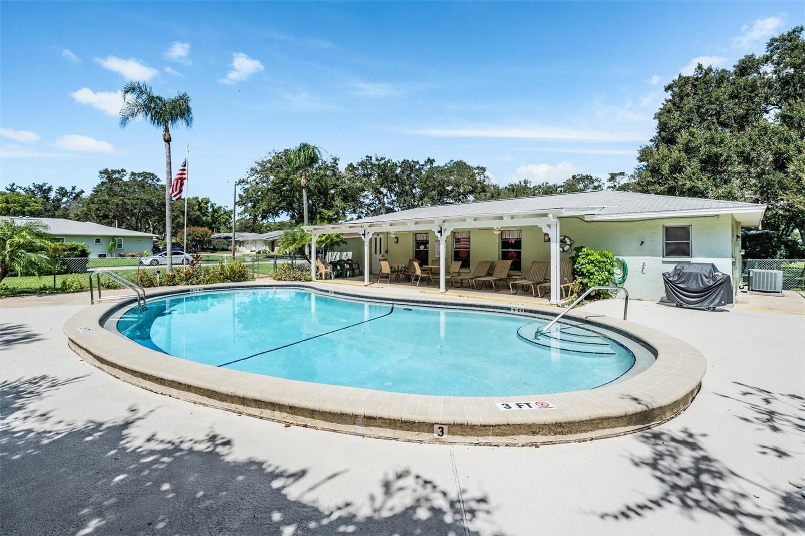 1182 ORANGE TREE CIR E #C