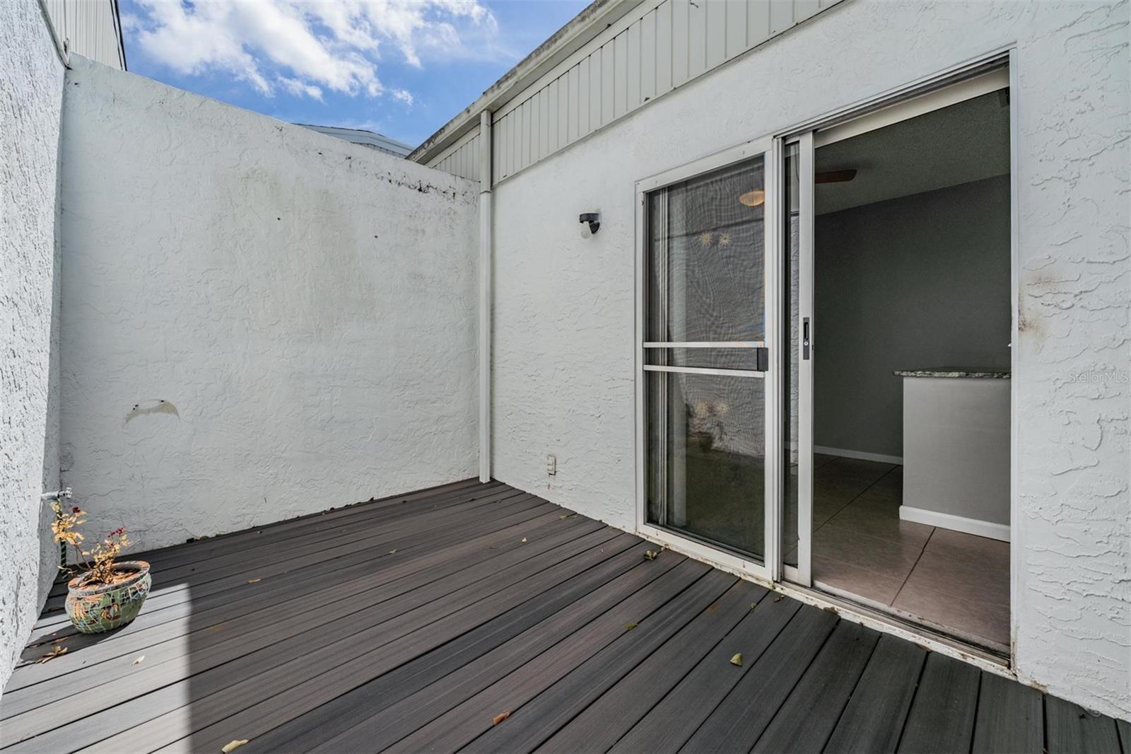 1182 ORANGE TREE CIR E #C