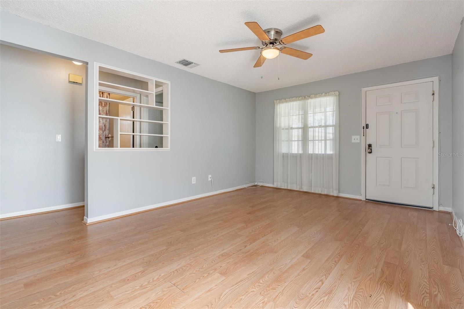 1182 ORANGE TREE CIR E #C