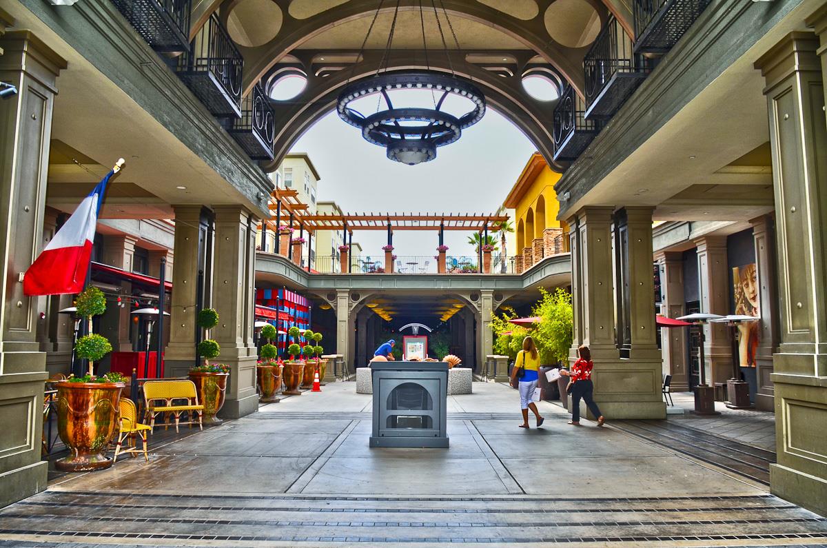 334 Santana ROW 324