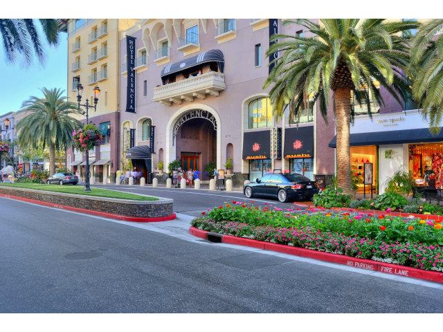 334 Santana ROW 324