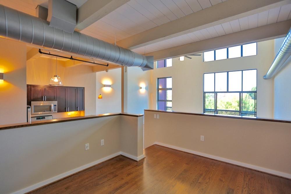 334 Santana ROW 324