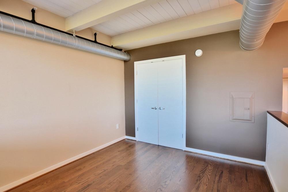 334 Santana ROW 324