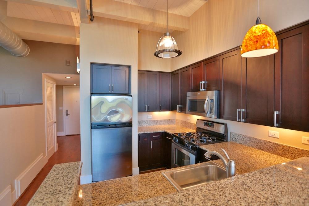 334 Santana ROW 324