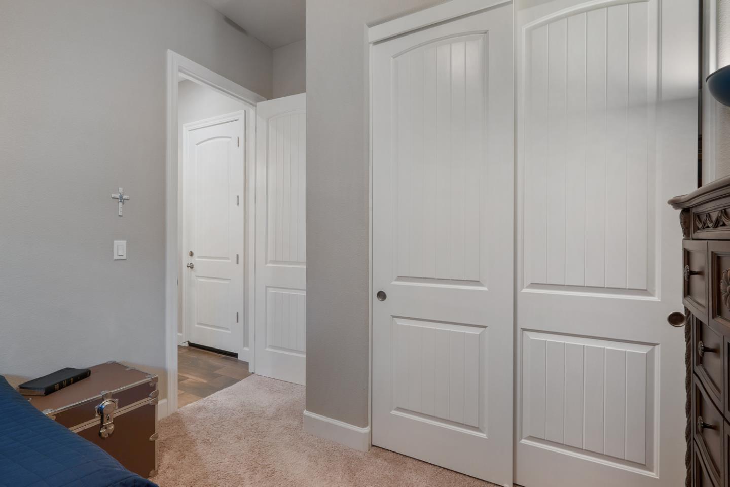1366 Wildrose DR