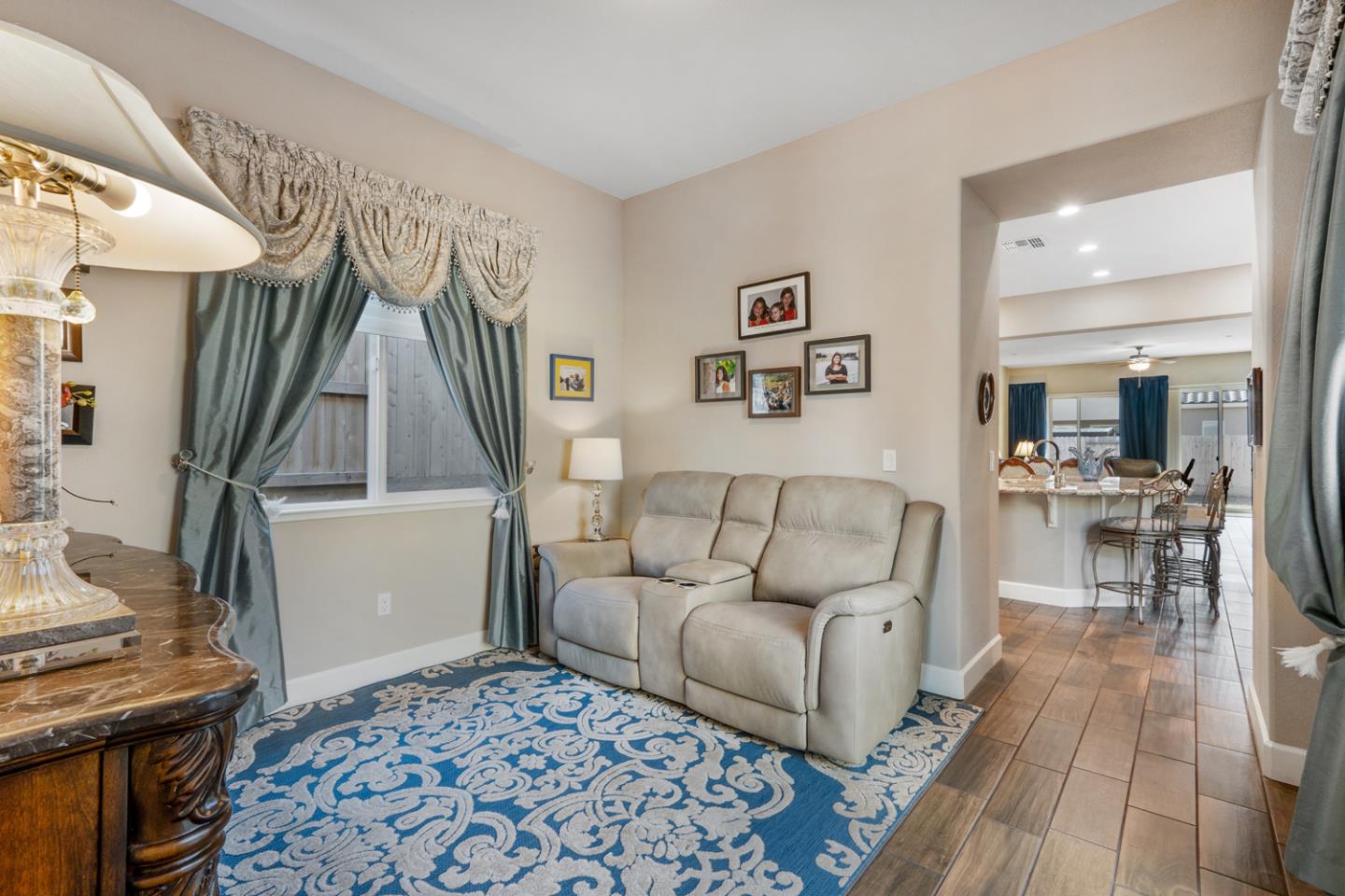 1366 Wildrose DR
