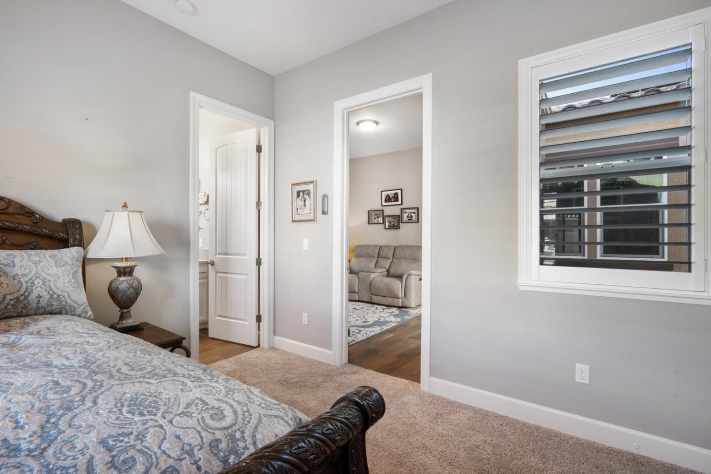 1366 Wildrose DR