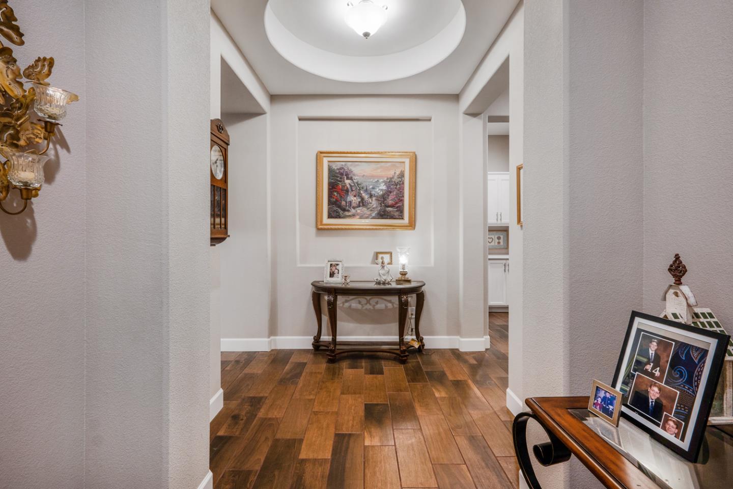1366 Wildrose DR