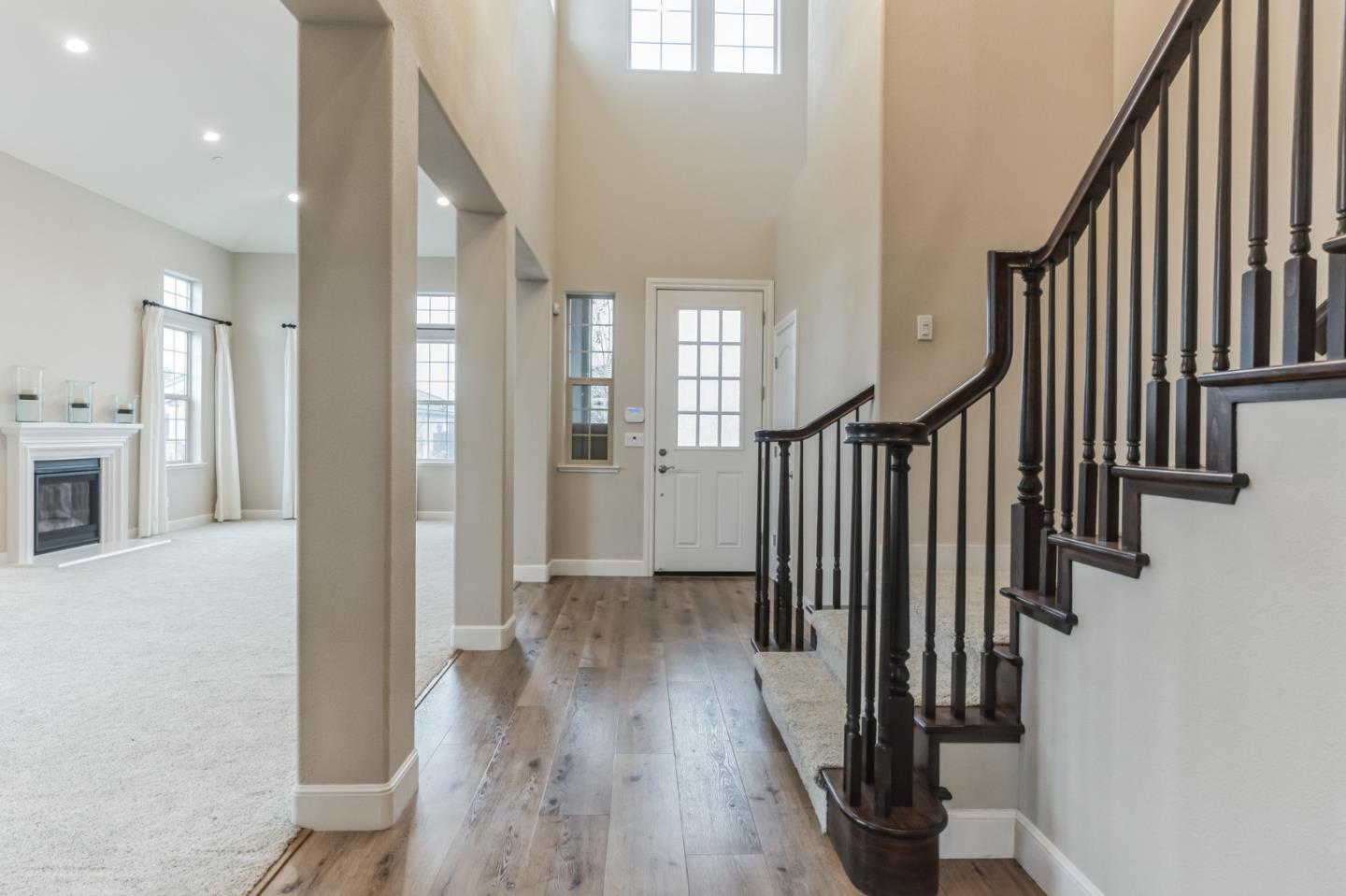 1471 Trinity CIR