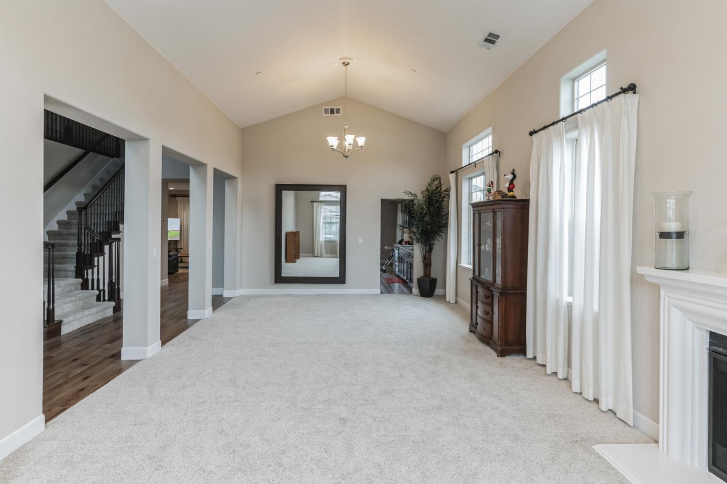 1471 Trinity CIR