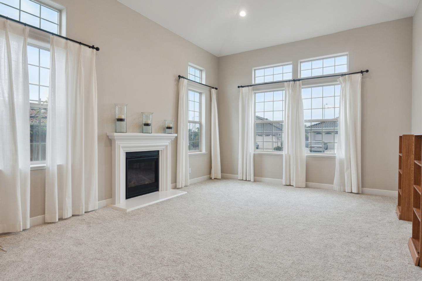1471 Trinity CIR