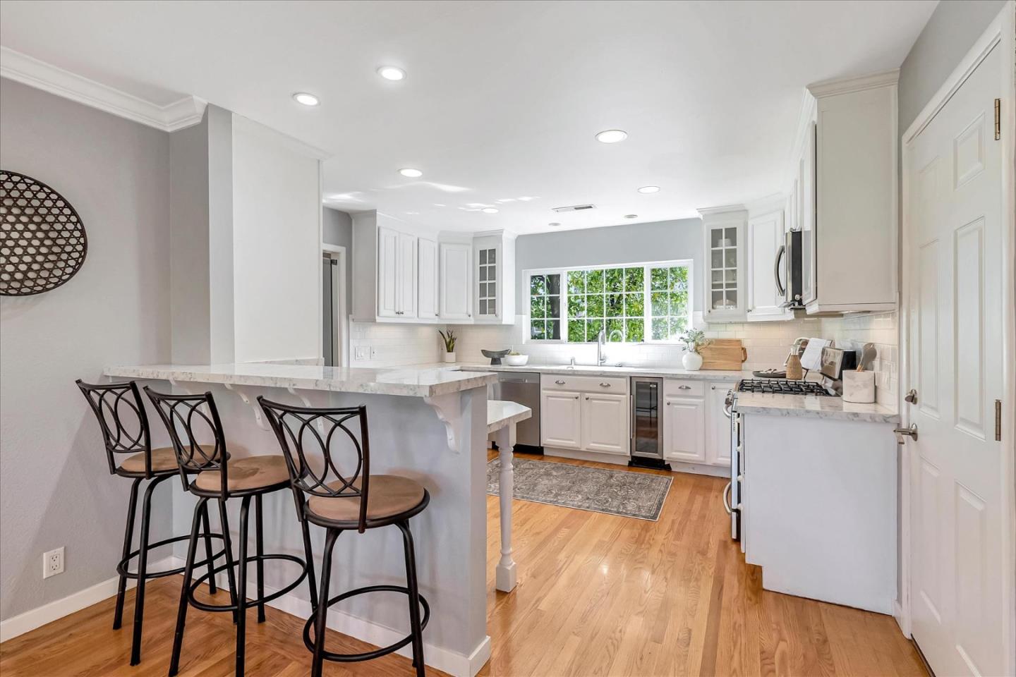 32 Shaw CT