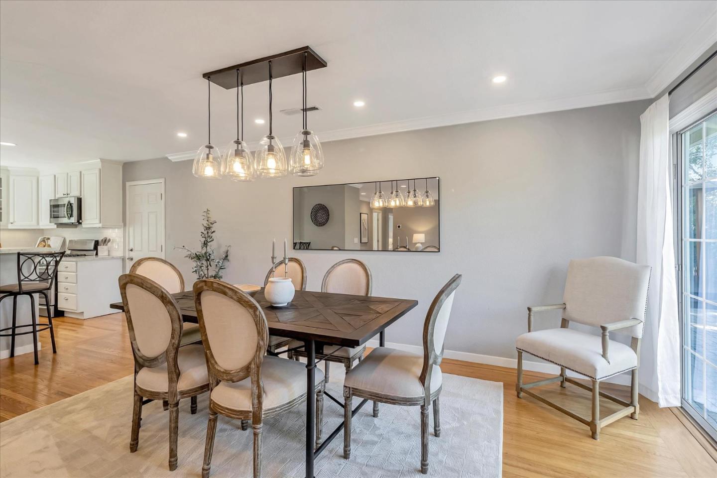32 Shaw CT