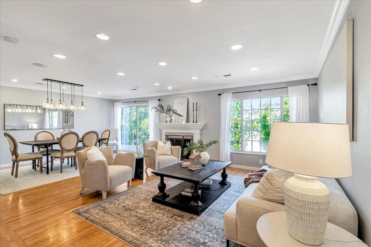 32 Shaw CT