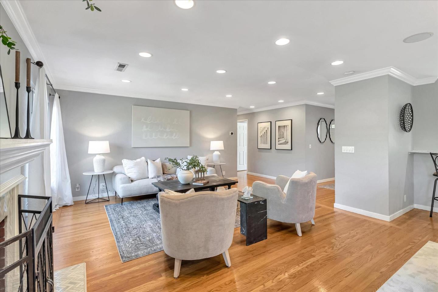 32 Shaw CT