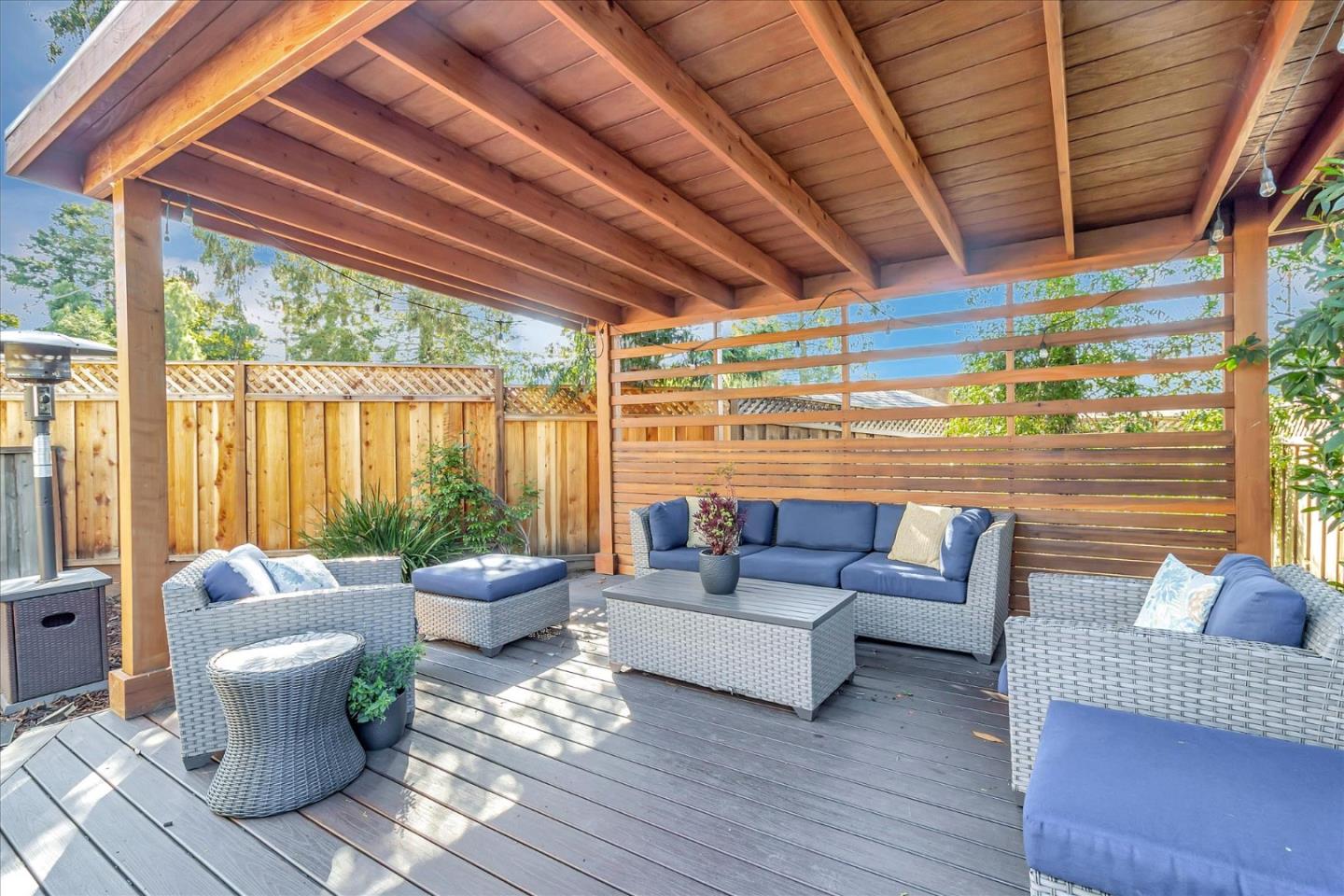 32 Shaw CT