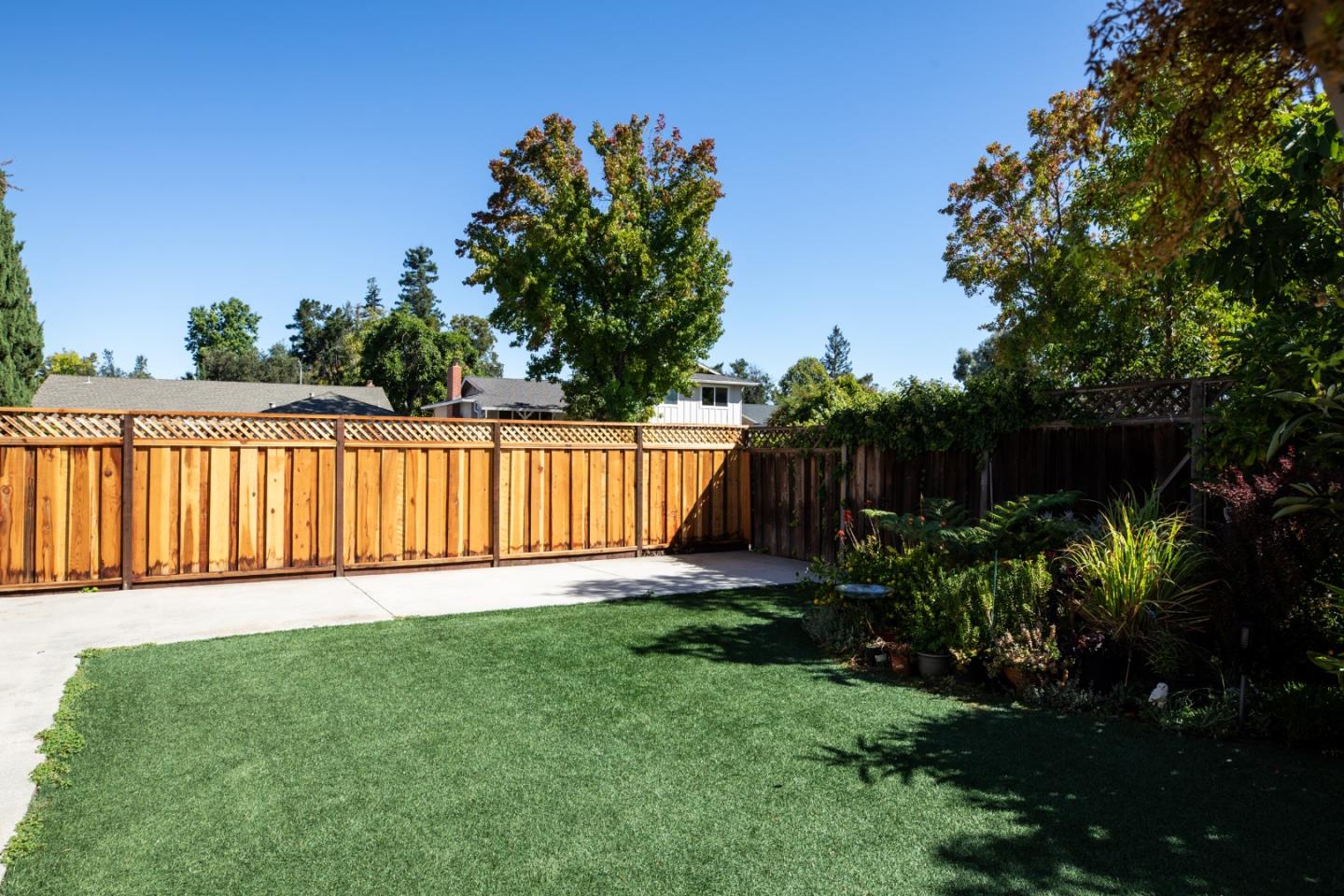 1314 Dunnock WAY