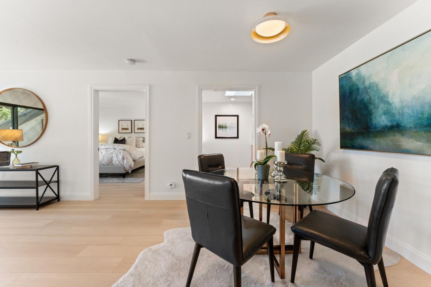 2140 Santa Cruz AVE A303
