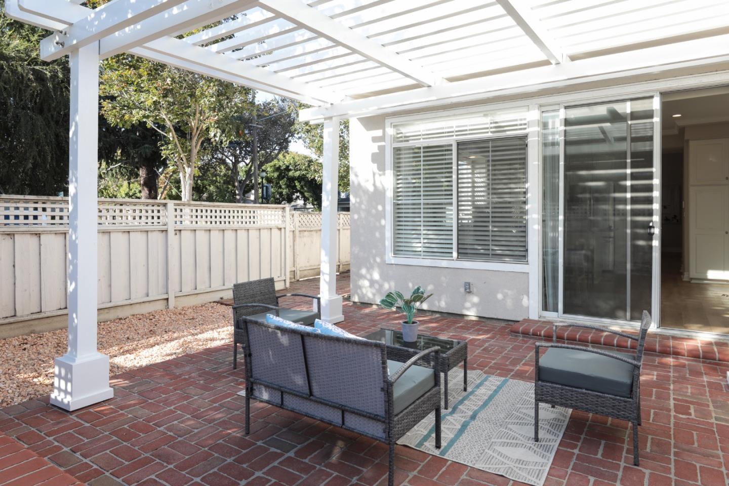 491 Villa ST