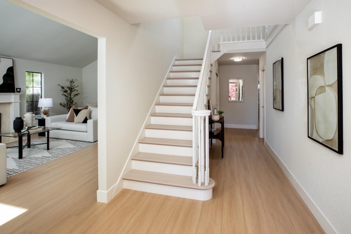 867 Norfolk Pine AVE