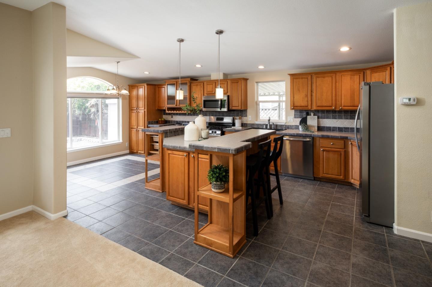 1225 Vienna Drive Unit: 933