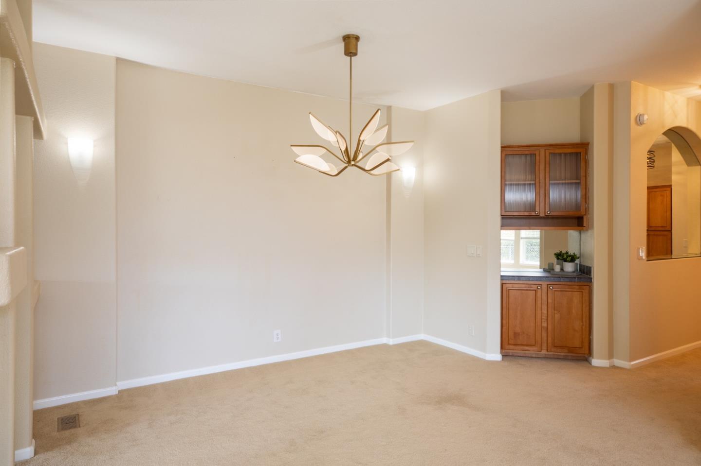 1225 Vienna Drive Unit: 933