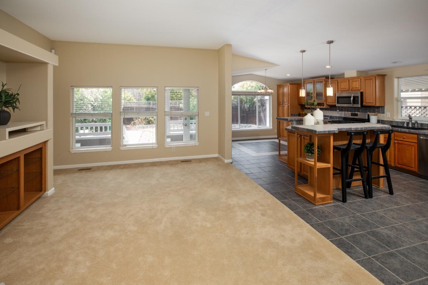 1225 Vienna Drive Unit: 933