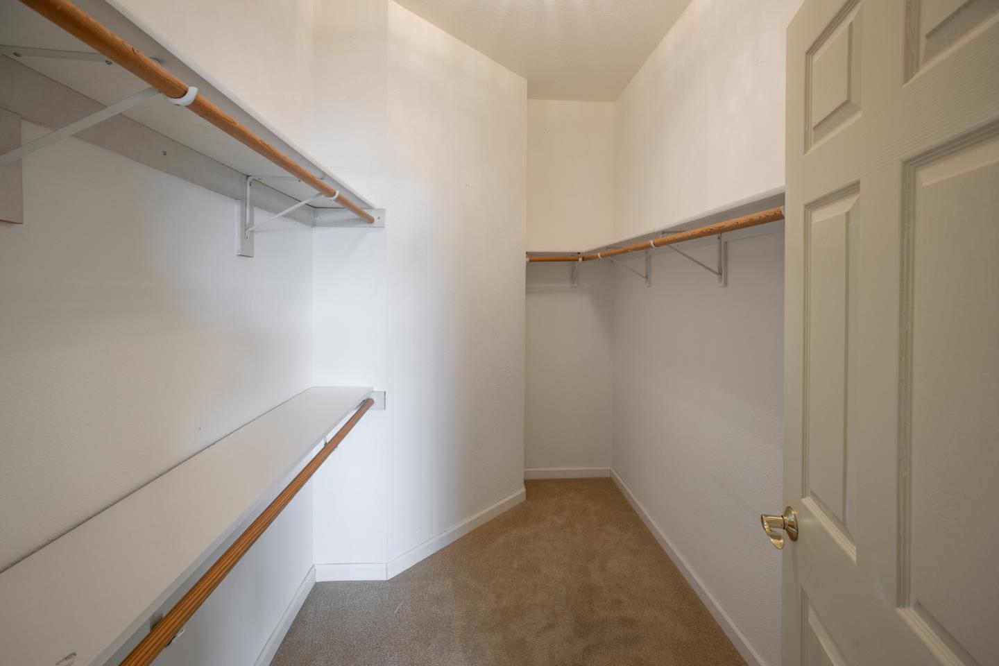 1225 Vienna Drive Unit: 933