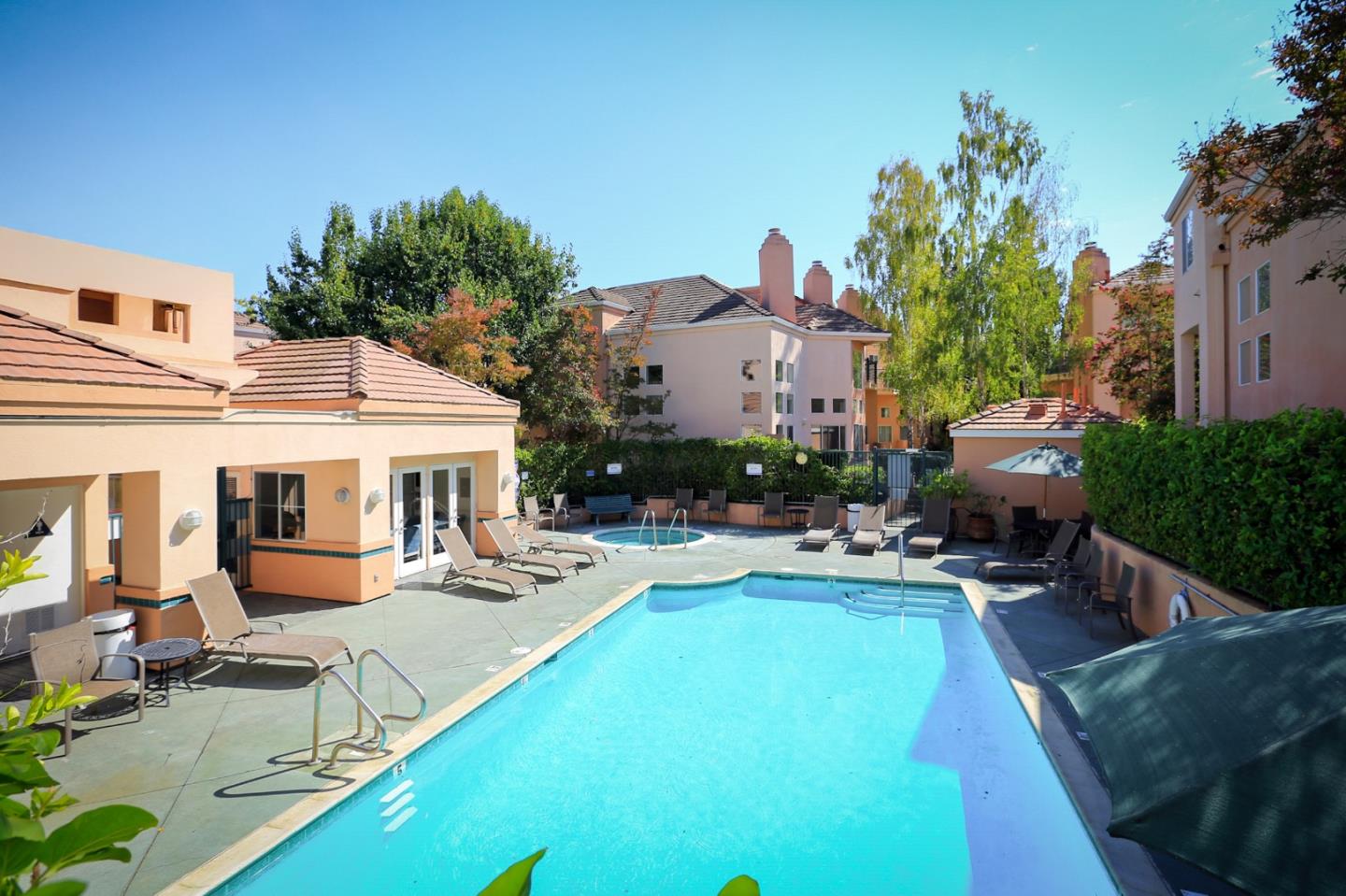 994 Alpine Terrace 2