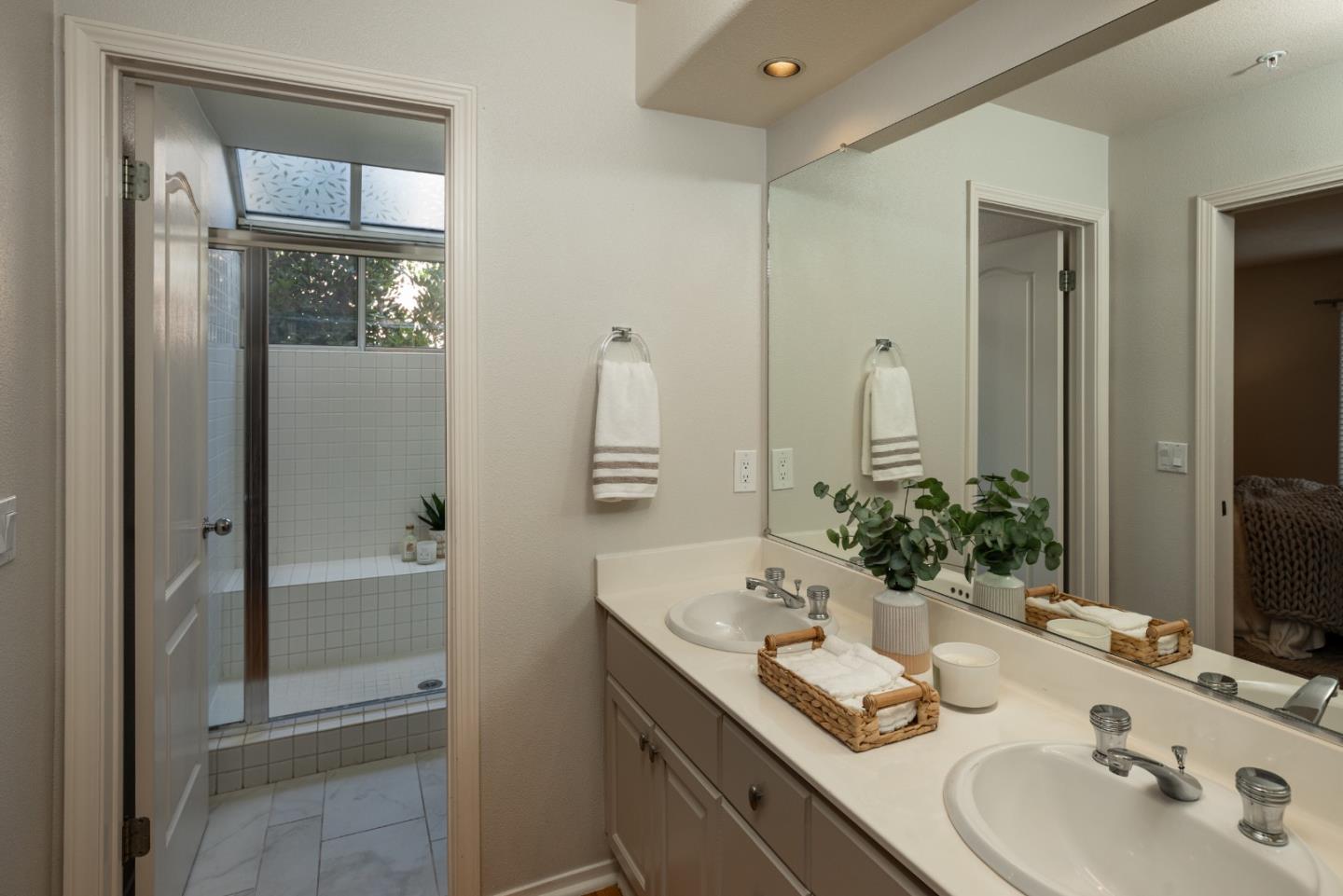 994 Alpine Terrace 2