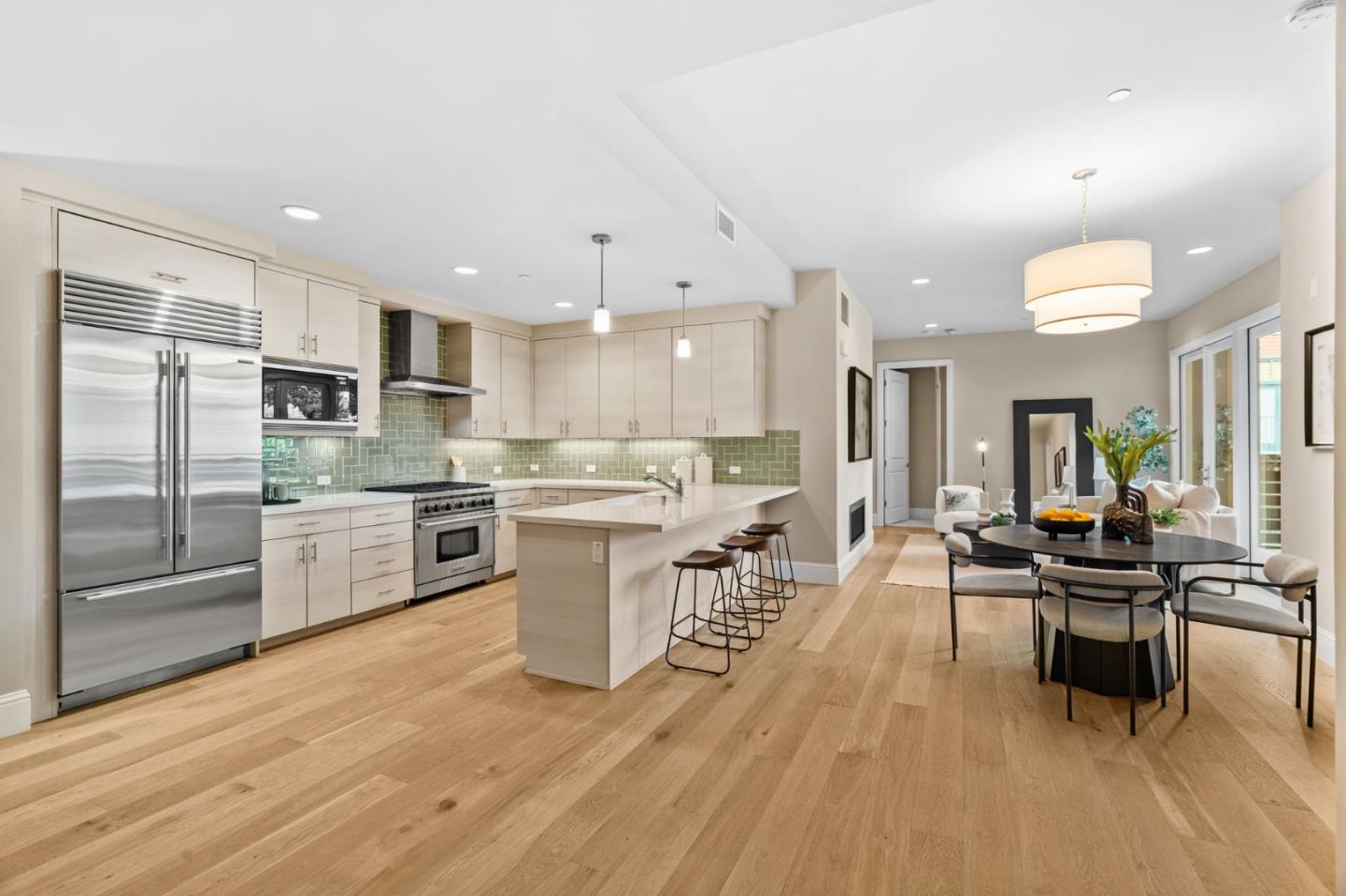 86 3rd Street 203