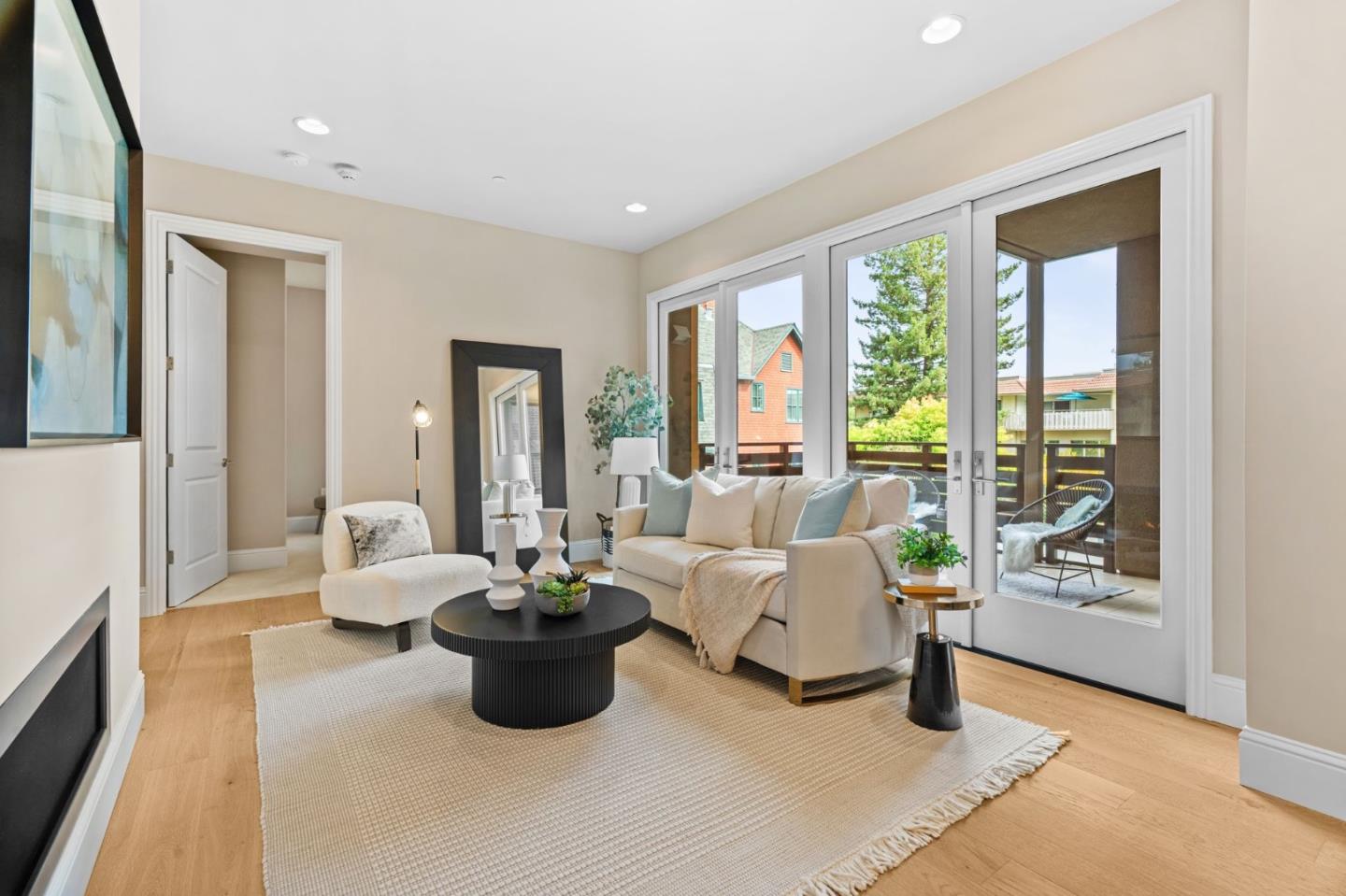 86 3rd Street 203