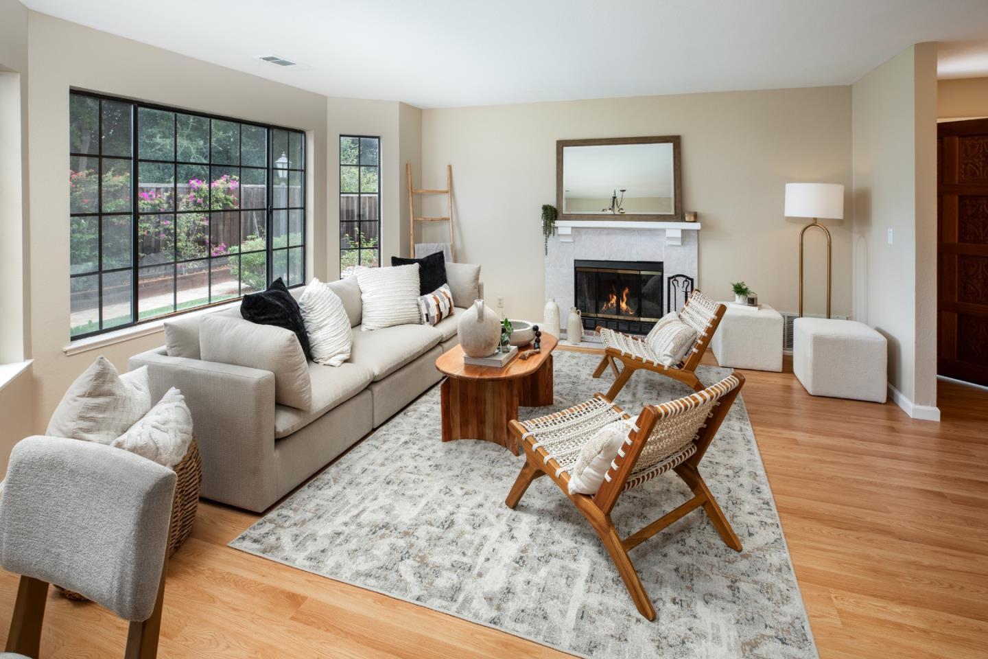 347 Sierra Vista Avenue 10