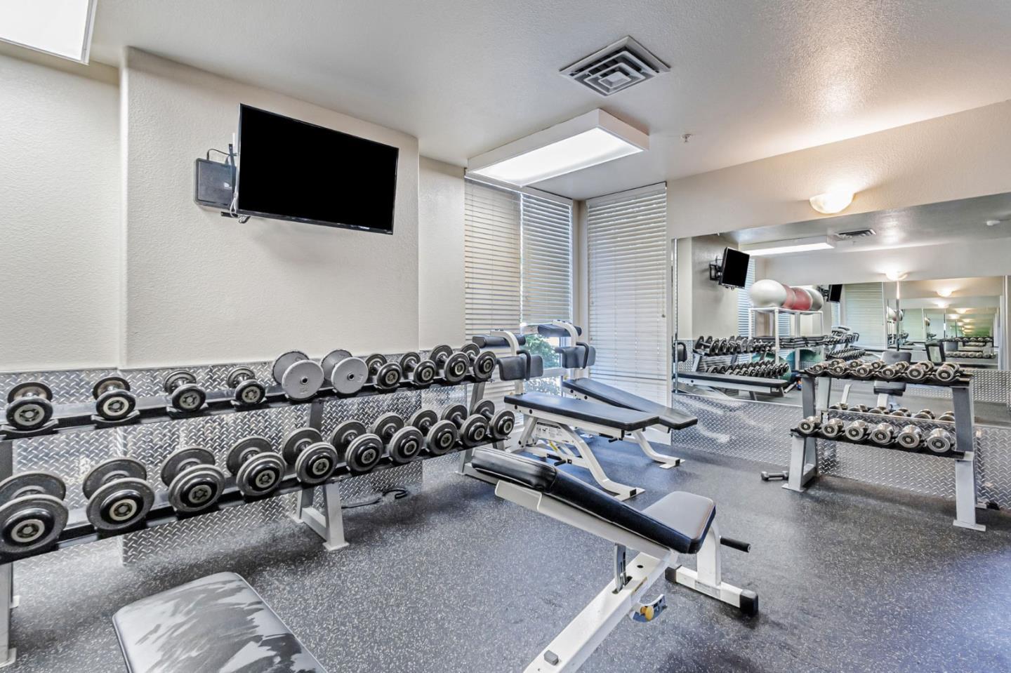 801 South Winchester Boulevard 4116