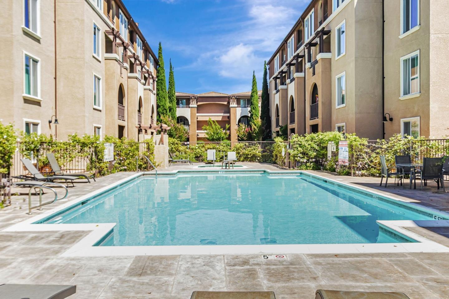 801 South Winchester Boulevard 4116
