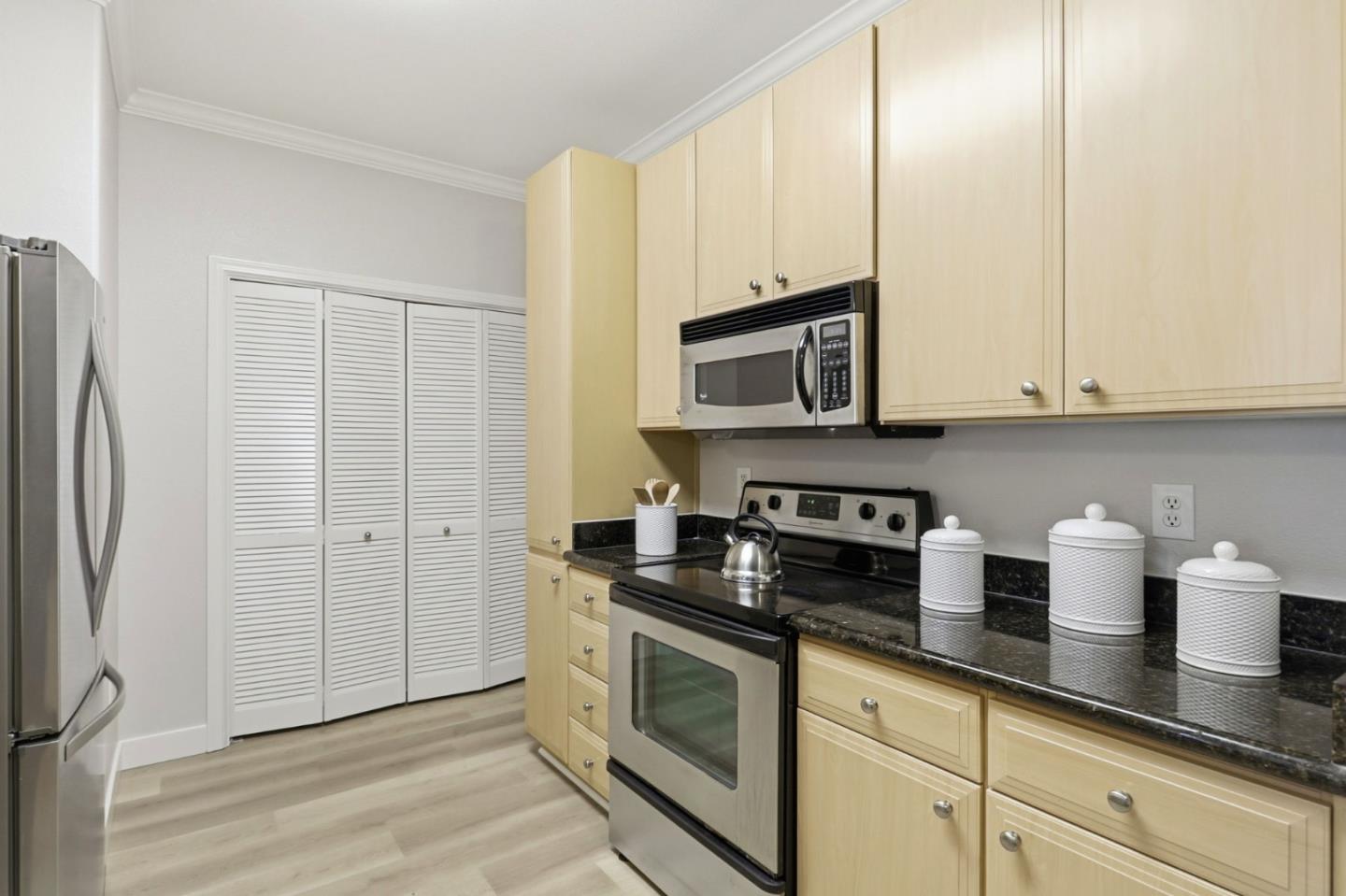 801 South Winchester Boulevard 4116